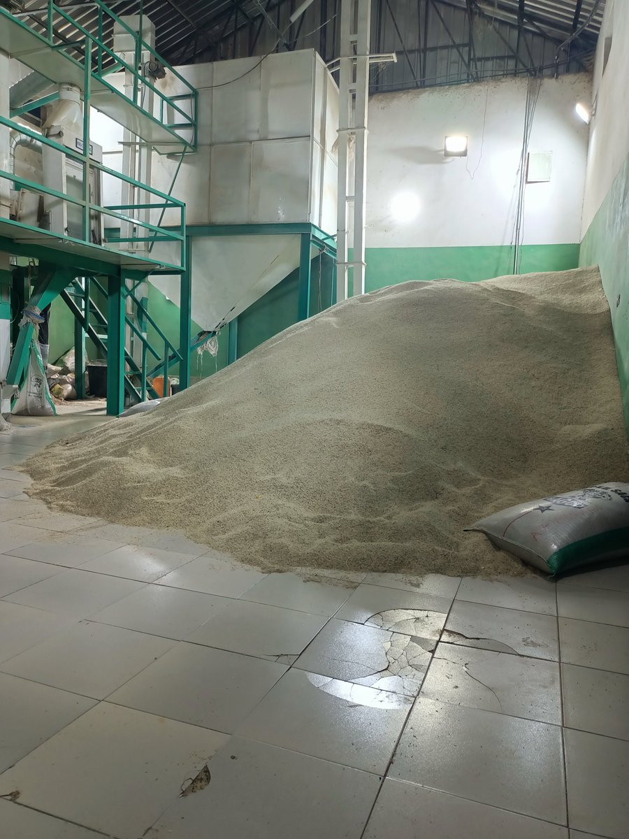 HBKAgro's tweet photo. Pre-processing at the factory. https://t.co/CfwtdppMJR