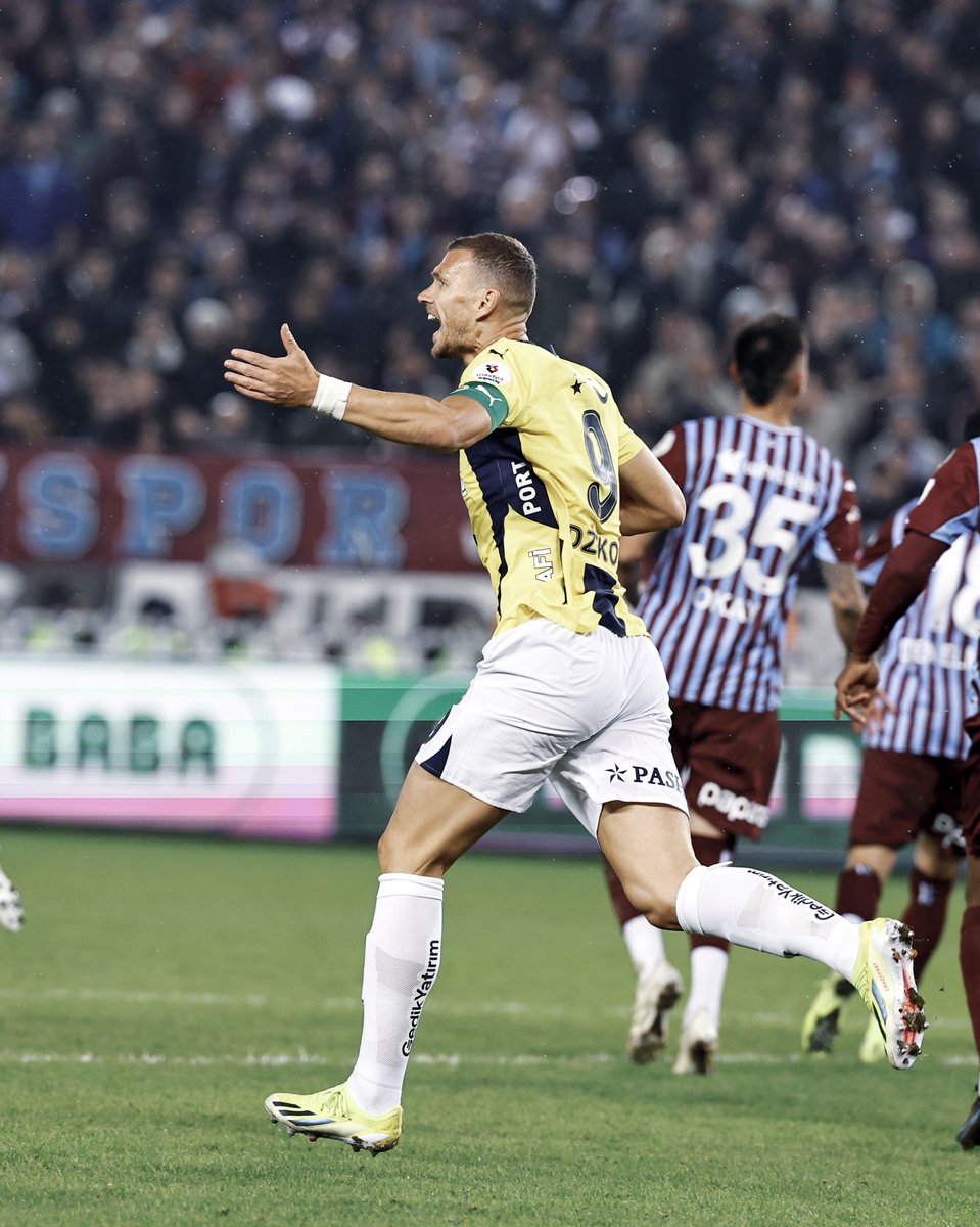 Oyuna girdi, golünü attı 👉 𝐄𝐝𝐢𝐧 𝐃𝐳𝐞𝐤𝐨 🔥