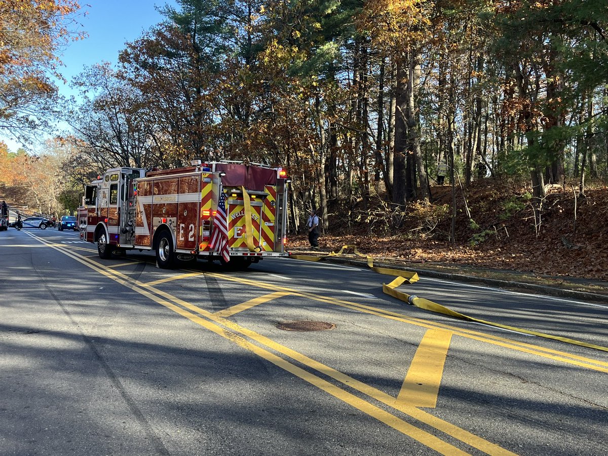 WellesleyPolice tweet picture