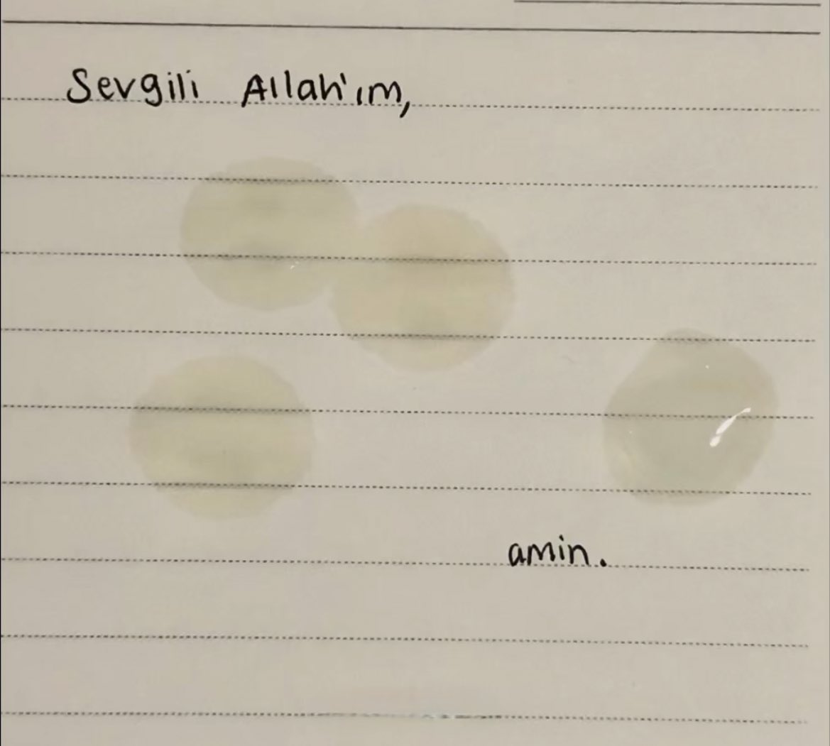 Dua ederken kendi haline acıdığın için ağlamak