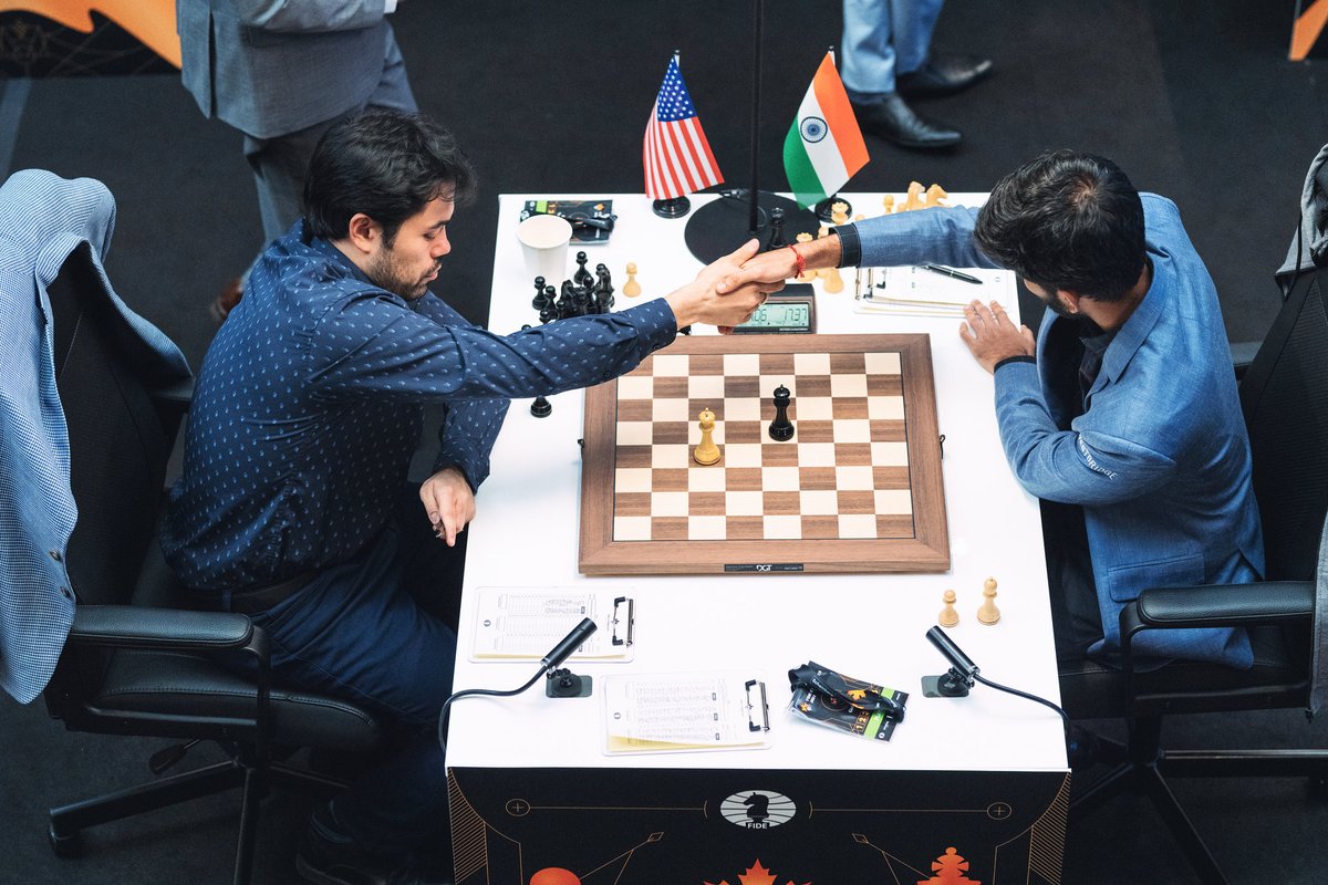 FIDE_chess's tweet image. Throwback to the unforgettable final round of the 2024 #FIDECandidates!

🇮🇳 Gukesh D entered the last round half a point ahead of 🇺🇸 Hikaru Nakamura, 🇺🇸 Fabiano Caruana and Ian Nepomniachtchi. 
Facing off against Hikaru, Gukesh secured a draw, leaving the tournament&apos;s fate in the…
