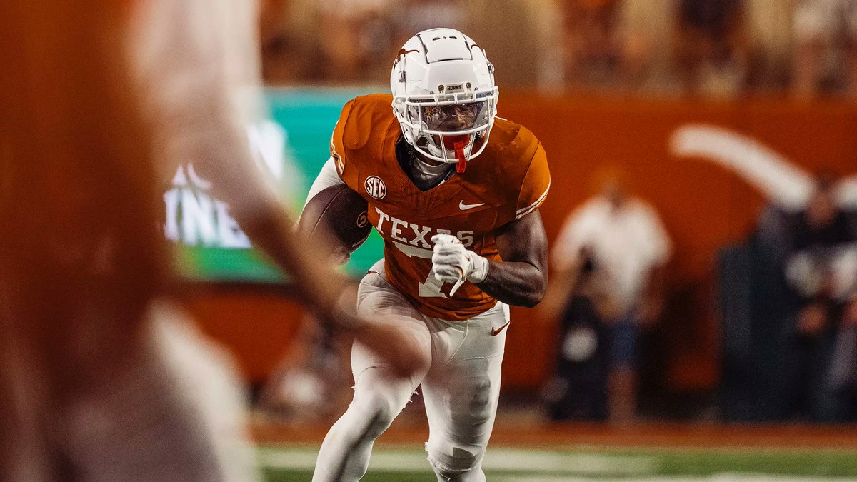 HookemHeadlines's tweet photo. Highest-graded SEC DBs after Week 10. 

1. Jahdae Barron, CB (Texas): 88.0
2. Malachi Moore, S (Bama): 85.3
3. O'Donnell Fortune, CB (South Carolina): 84.7
4. Michael Taaffe, S (Texas): 84.6
5. Trey Washington, S (Ole Miss): 83.6 https://t.co/2A0cLYQD69