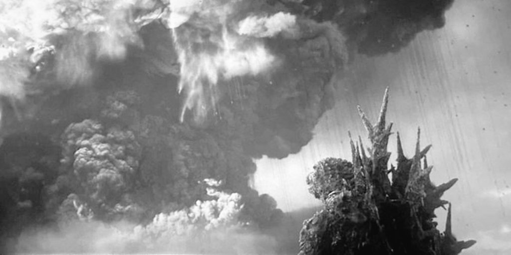 Theodred_Rabon's tweet image. #GodzillaMinusOneMinusColor :
Les mêmes frissons, mêmes larmes, même après 3 visionnage. Mes émotions étaient amplifié et le N/B renforce la Mémoire transpirant dans cette Merveille.
Voilà ce qu'est Godzilla: Un Traumatisme (n'est-ce pas Hollywood ?). C'que j'aime ce film bordel.