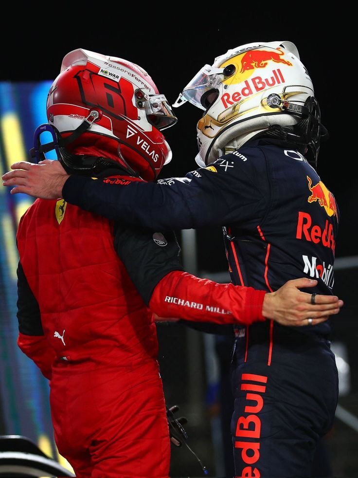 PortalRBRBrasil's tweet photo. 🎙️| Charles Leclerc sobre a vitoria de Max Verstappen:

“sabíamos que o redbull seria boa hoje, mas honestamente acho que hoje foi mais o Max que fez a diferença do que o carro” https://t.co/R9xRmsMXg0
