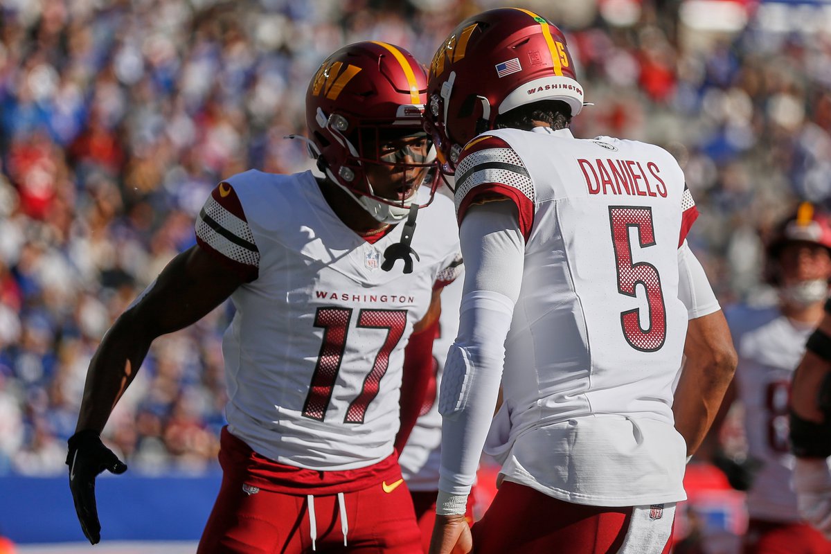 NFL's tweet image. Terry McLaurin at half:
🫡 2 catches
🫡 2 TDs

Efficient #WASvsNYG