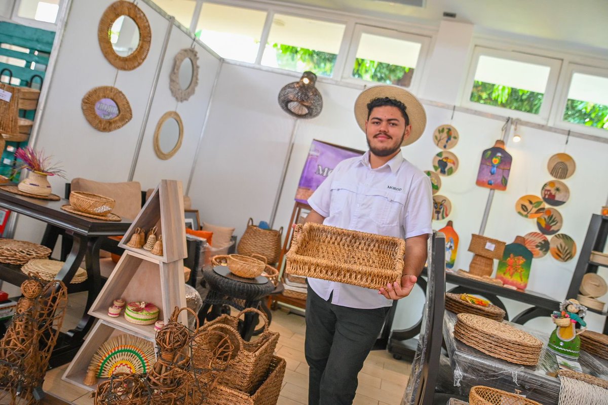 🇳🇮🔝 ¡Hoy es el último día de la Séptima Edición de Nicaragua Emprende 2024 "Innovar Para Crecer"! No te pierdas la oportunidad de descubrir un vibrante espacio lleno de creatividad e innovación, con 130 emprendedores nicaragüenses…