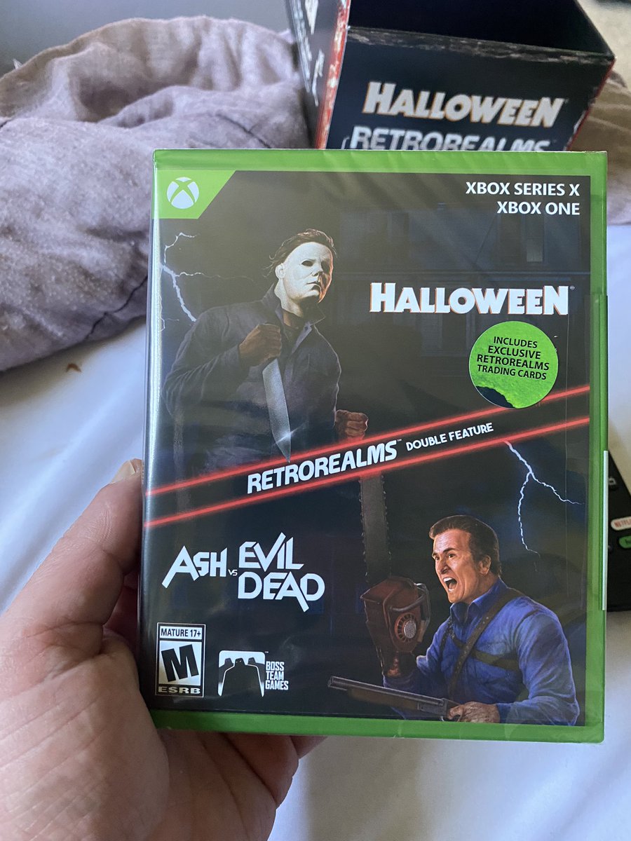 ThisFnGuyNJ's tweet photo. Pre-ordered for me back in July or August and came finally not long ago!! I have it digitally on Switch and it’s a fun lil side scroller, can combine both games! More horror gaming!
#Gaming #Gamer #HorrorCommunity #HorrorGaming #Halloween #AshvsEvil #horror https://t.co/UOrm19HKGF