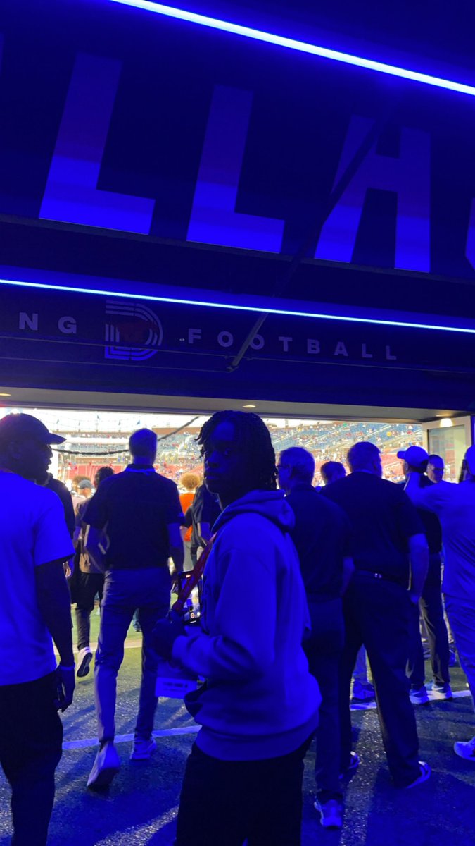 P_JizzleHarris's tweet photo. Blessed to attend a #Game Visit at SMU. Huge thanks to @BayleeBennettFB &amp; @SMUFB staff. The game, campus and overall atmosphere was amazing! Can’t wait to come back! 

@Duncanville_FB @rhettlashlee @CoachSamuels11 @Deriqking__ @Coach_Lavender @CoachXBrown https://t.co/73PXamJGxQ