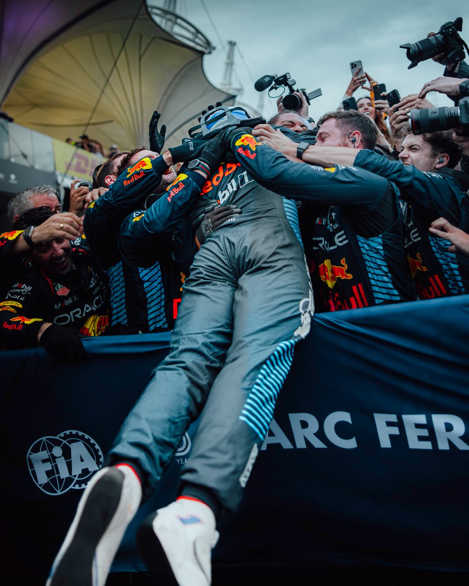 Parc ferme was a very happy place 😍

#F1 #BrazilGP