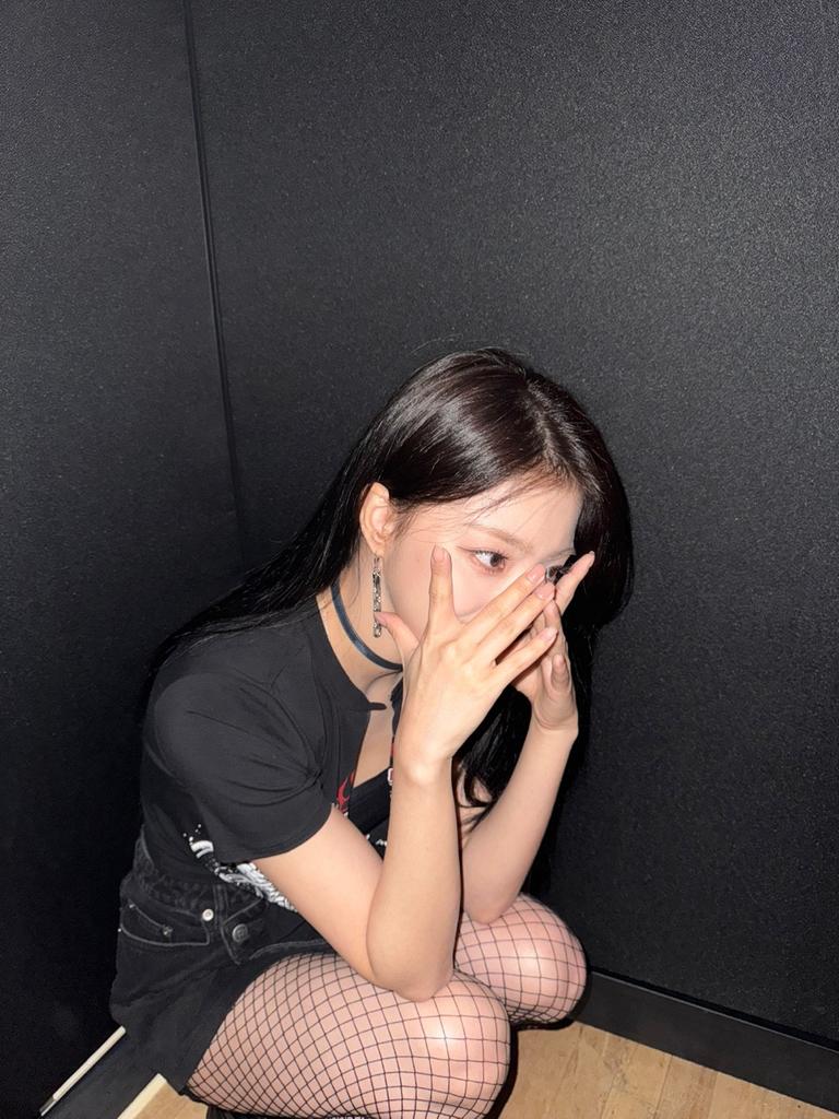 fromis_9 file 🍀 tweet media