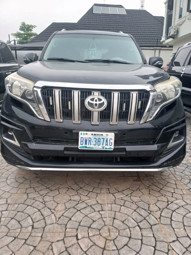 Emsotec_Autoz's tweet photo. Landcruiser Prado Model 2006 upgraded to 2022.

✅ Price 👉 12.5m
✅ Location 👉 Ikotun, Lagos 
✅ Contact 👉 08063178870 

| Davido | pentagon | Valencia Yorubas | Pinovibes | #verydarkman | Bobrisky | Treason | Peter Obi | Tinubu | Tiwa | Arewa | Buhari | Lookman | https://t.co/3AXtWF618I