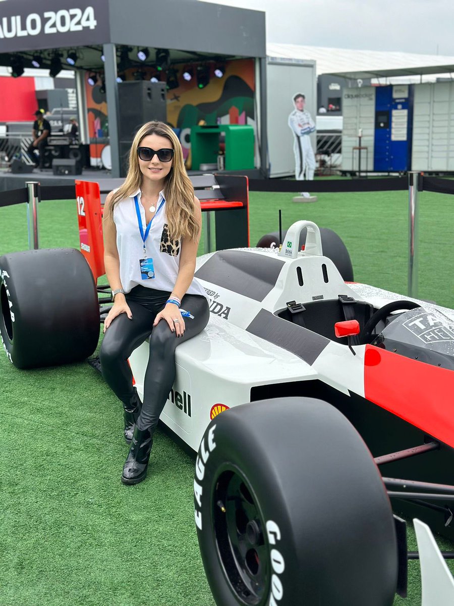 Amanda Vettorazzo tweet media