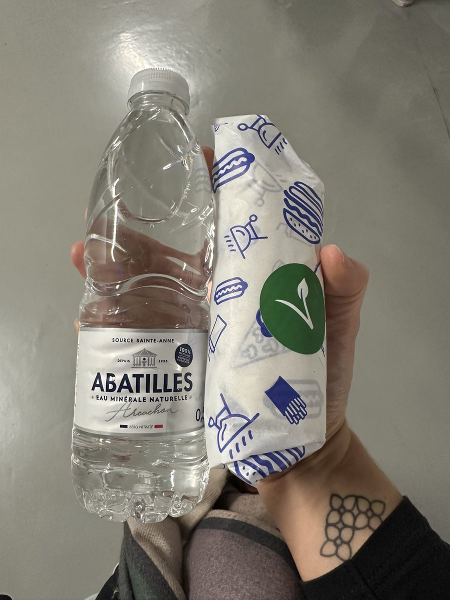 10 balles.
L’inflation toussa toussa mais 10 balles pour ça, pardon mais il manque la vaseline quand même