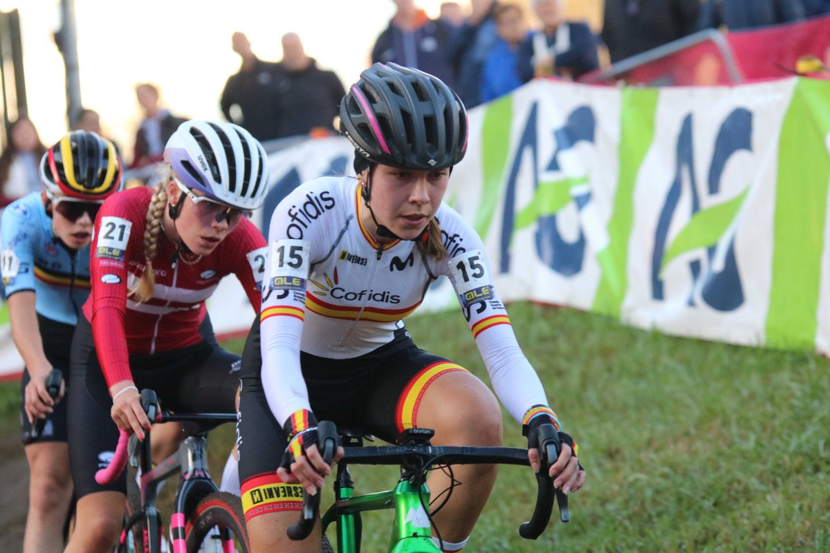 #EuroCross24 | Thibau Nys e Fed Van Empel reinan no Campionato de Europa de Ciclocrós en Pontevedra

🇪🇺 Histórico segundo posto de Felipe Orts. Miguel Rodríguez, 7º nos sub-23, e Lorena Patiño, 10ª nas júnior, asinaron os mellores resultados galegos

🔗 fgalegaciclismo.es/index.php/es/s…