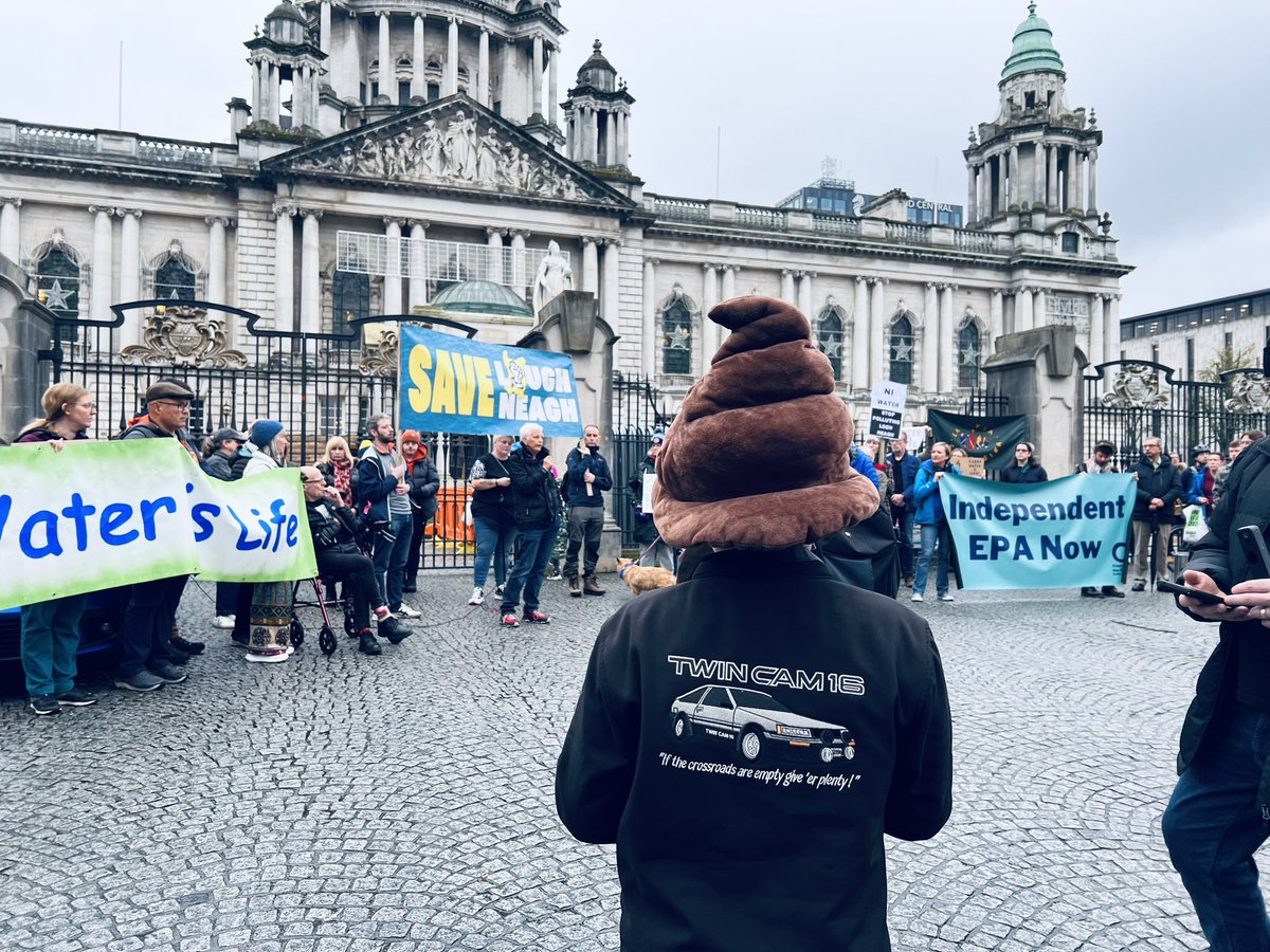 ShaunaReports's tweet image. “Belfast Lough is drowning in our own shit” says @Briansmyth99 as he branded the @niexecutive “a public health risk” to the NI people at the #MARCHFORCLEANWATER in Belfast today
