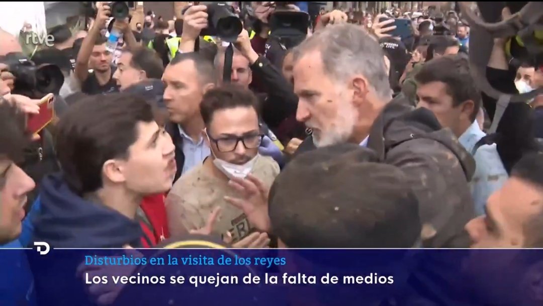 Accountable tweet media