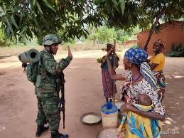 GasoreTheoneste's tweet image. In Cabo Delgado,the bond between the people and Rwandan forces grows stronger with each day,a testament to their shared commitment to peace.This unity fosters a sense of hope,reminding all that collaborationcan overcome even the greatest challenges. #UnityForPeace #AlliesForHope