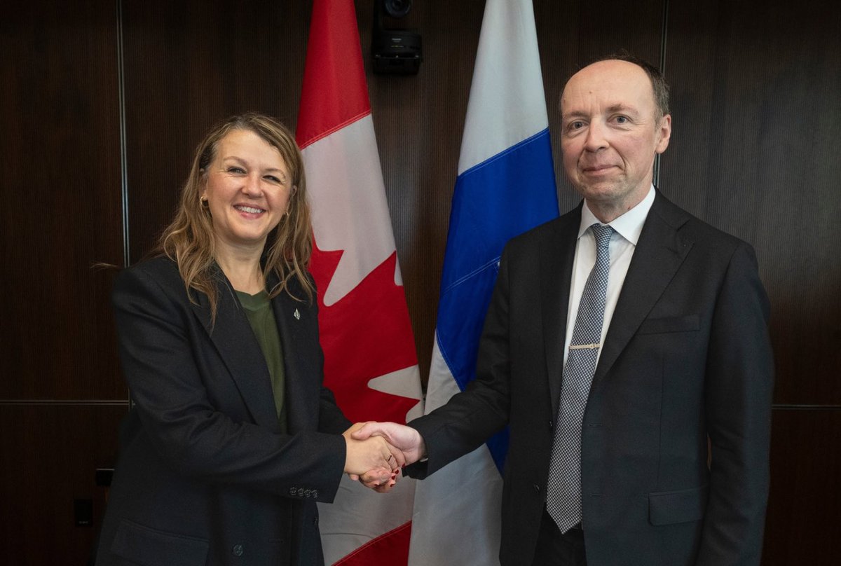 JulieDzerowicz's tweet photo. Honoured to meet Dr. Jussi Halla-aho, Speaker of #Finland’s Parliament, &amp; Finnish MPs. 🇨🇦🇫🇮

Great discussions on countering #Disinformation, supporting #Ukraine, &amp; strengthening #CanadaFinland ties on #SecurityandDefence in the #Arctic. 

#cdnpoli #DavenportTO #Toronto https://t.co/dpagEHWoXJ