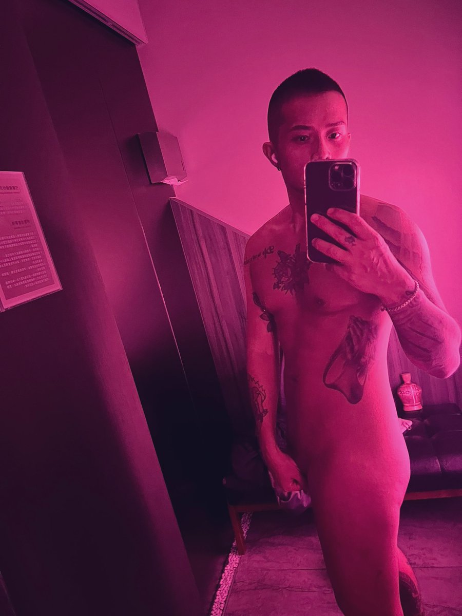 天氣好冷🥶
還是需要陽光☀️補充一下自己😂😂