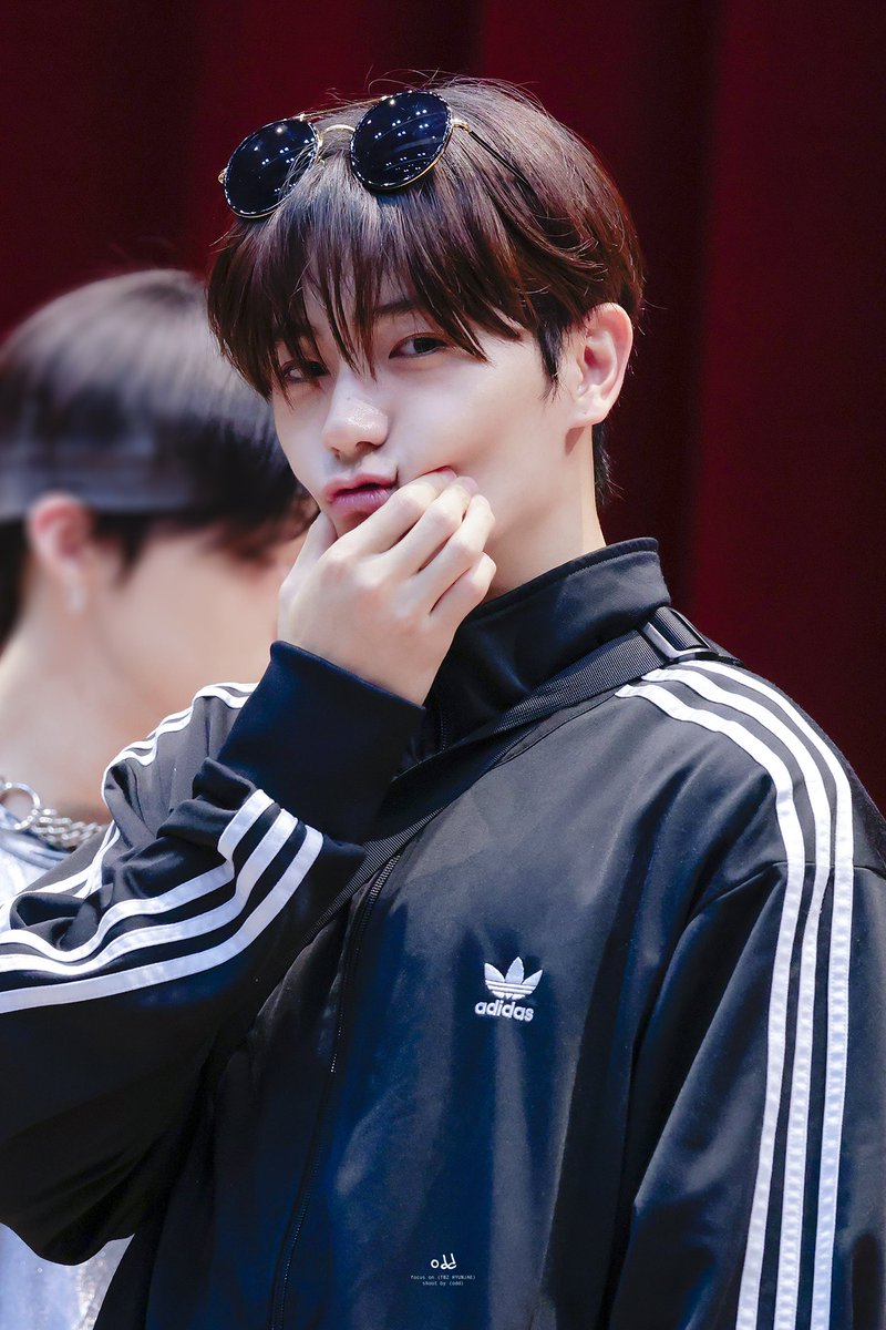 오드ᵒᵈᵈ tweet media