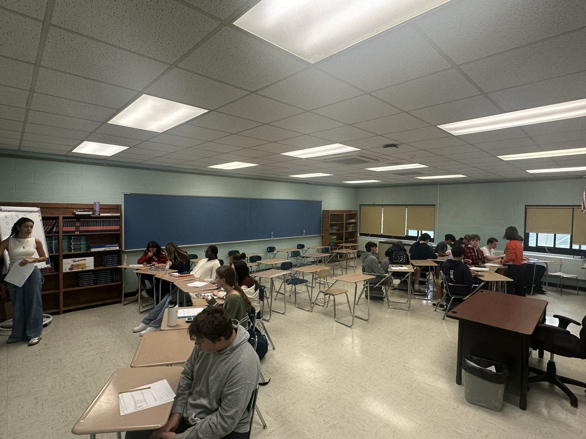 Our math teachers and students are rocking parallel teaching! 📚✨ It’s amazing to see our educators in action and students truly grasping the concepts. We won’t stop until every kid is supported and thriving! 💪💯 #MathMatters #EducationForAll #TeamWork @rvcschools #LikeACyclone