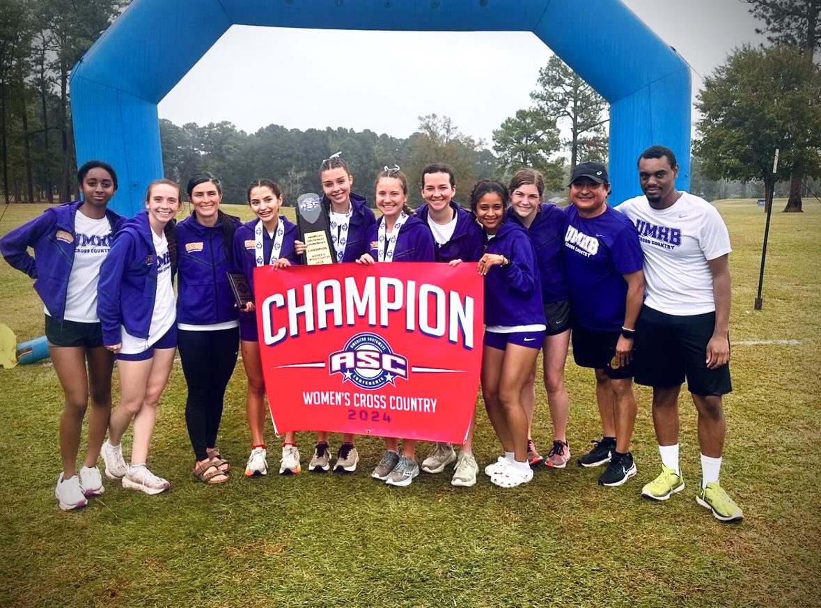 LaurelJarrott's tweet photo. ASC Team champs✅
5th overall ✅
1st team all ASC individual ✅
FRESHMAN OF THE YEAR✅
I’m so excited for what’s to come and so grateful to everyone who’s been a part of making this happen. Oregon here we come 🔜!! https://t.co/mBdE21FYHC