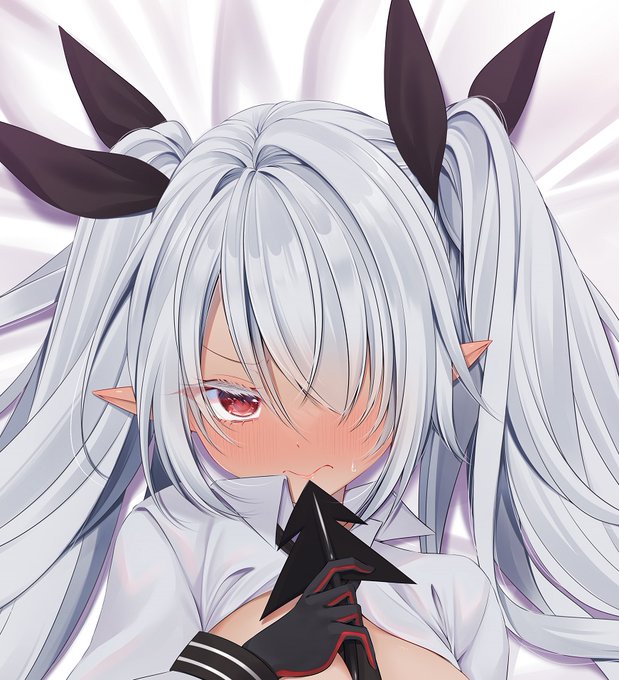 いつもお世話になっております。
おかげ様で10月もご無事に締切いたしました😁

オリジナルキャラクターを描くのもすごく楽しいでした!
が、DNRがまた体調不良で倒れちゃいました😫
でもイブキもコロ助も頑張って描いてますよ～✍
来月も頑張りますので、
ルネッパンツをよろしくお願いいたします💪 