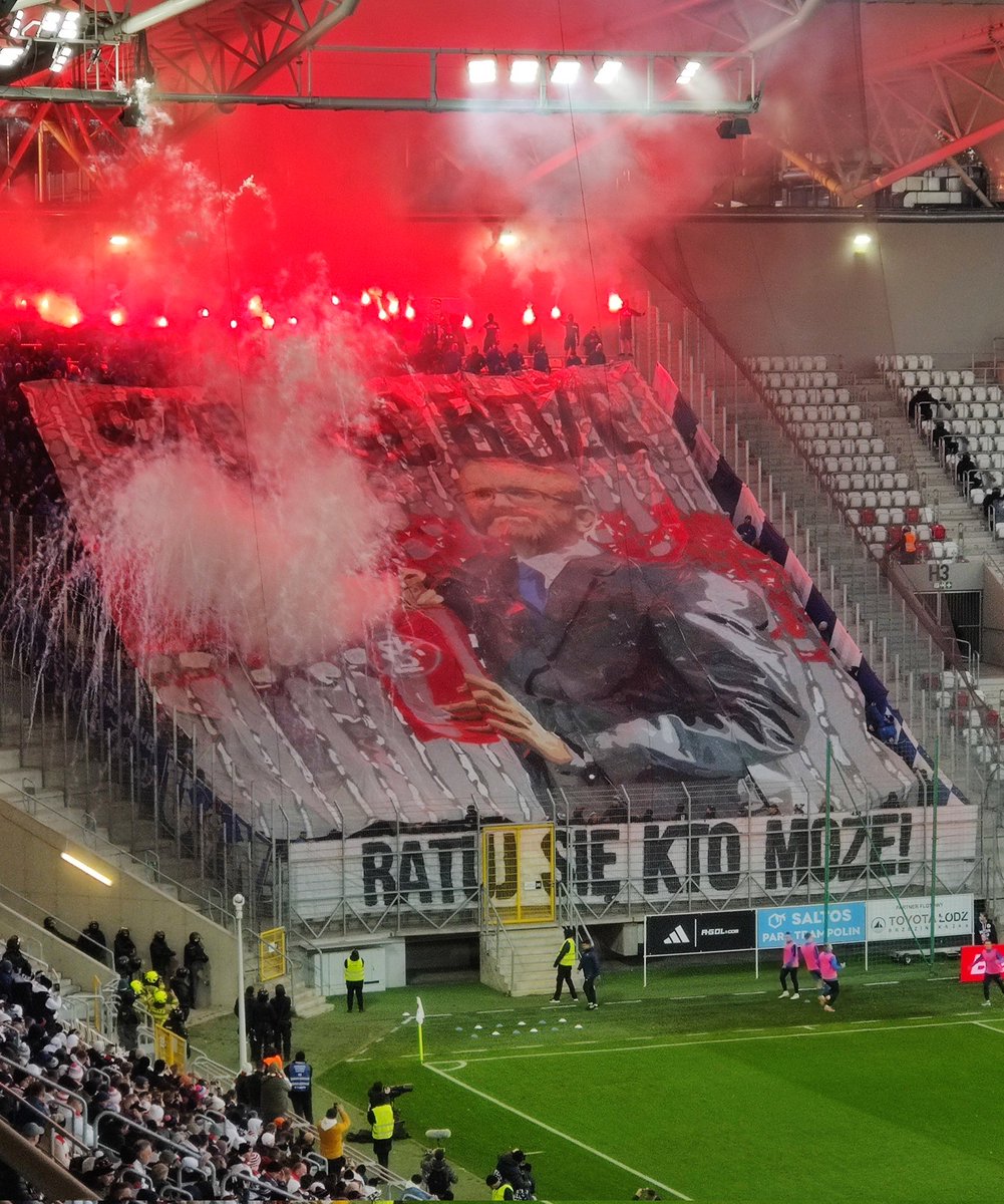 prince1763r's tweet image. Brawo Ruch 🔵🔵🔵 
RUCH HKS! 

#ŁKSRCH #Ruch