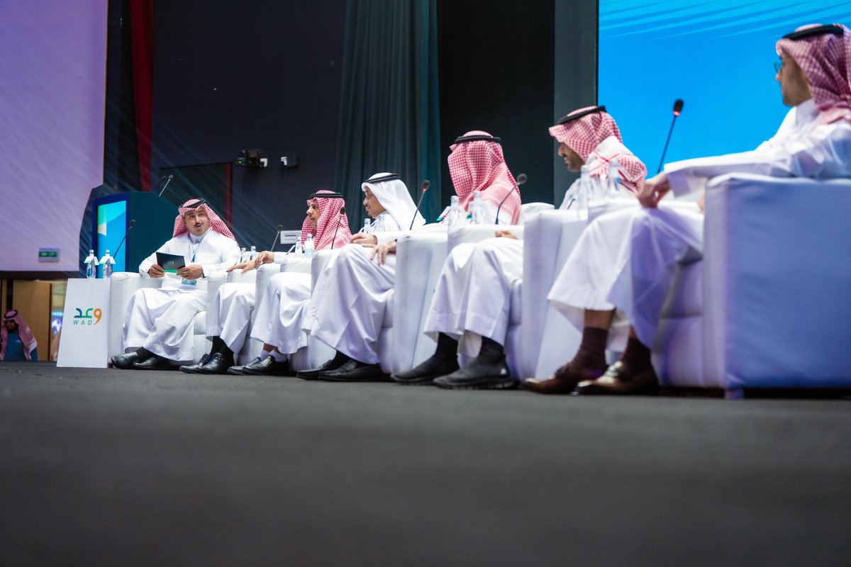 ناقشت الجلسات الحوارية من ملتقى المهارات والتدريب "وعد" ضوابط التدريب التعاوني للطلاب، واستعراض آلية التأهيل والتدريب والتجارب المحلية الناجحة في التدريب التعاوني.

#الحملة_الوطنية_للتدريب_وعد