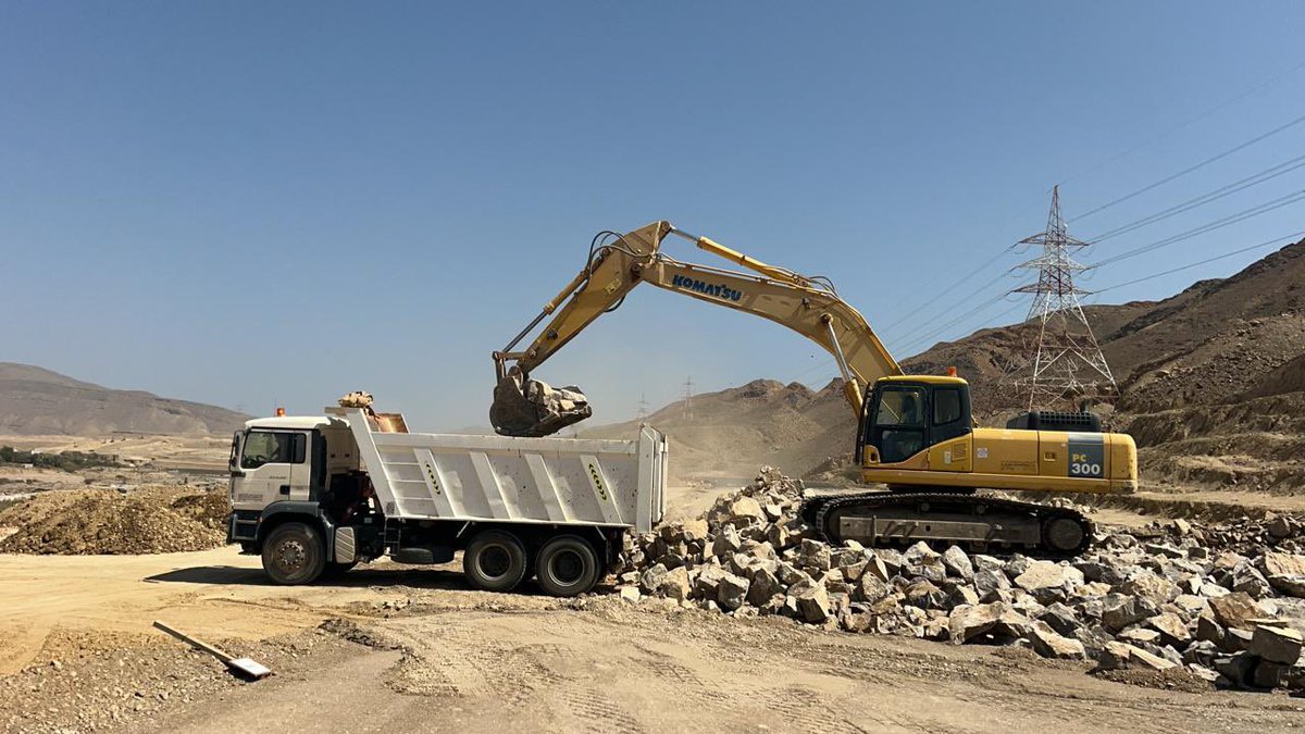 15muhsqu's tweet photo. Alkamil-Sur Expressway in progress 
👷🏻‍♂️🚧🛣️
@altasnimgroupom https://t.co/4qdgPRnbsz