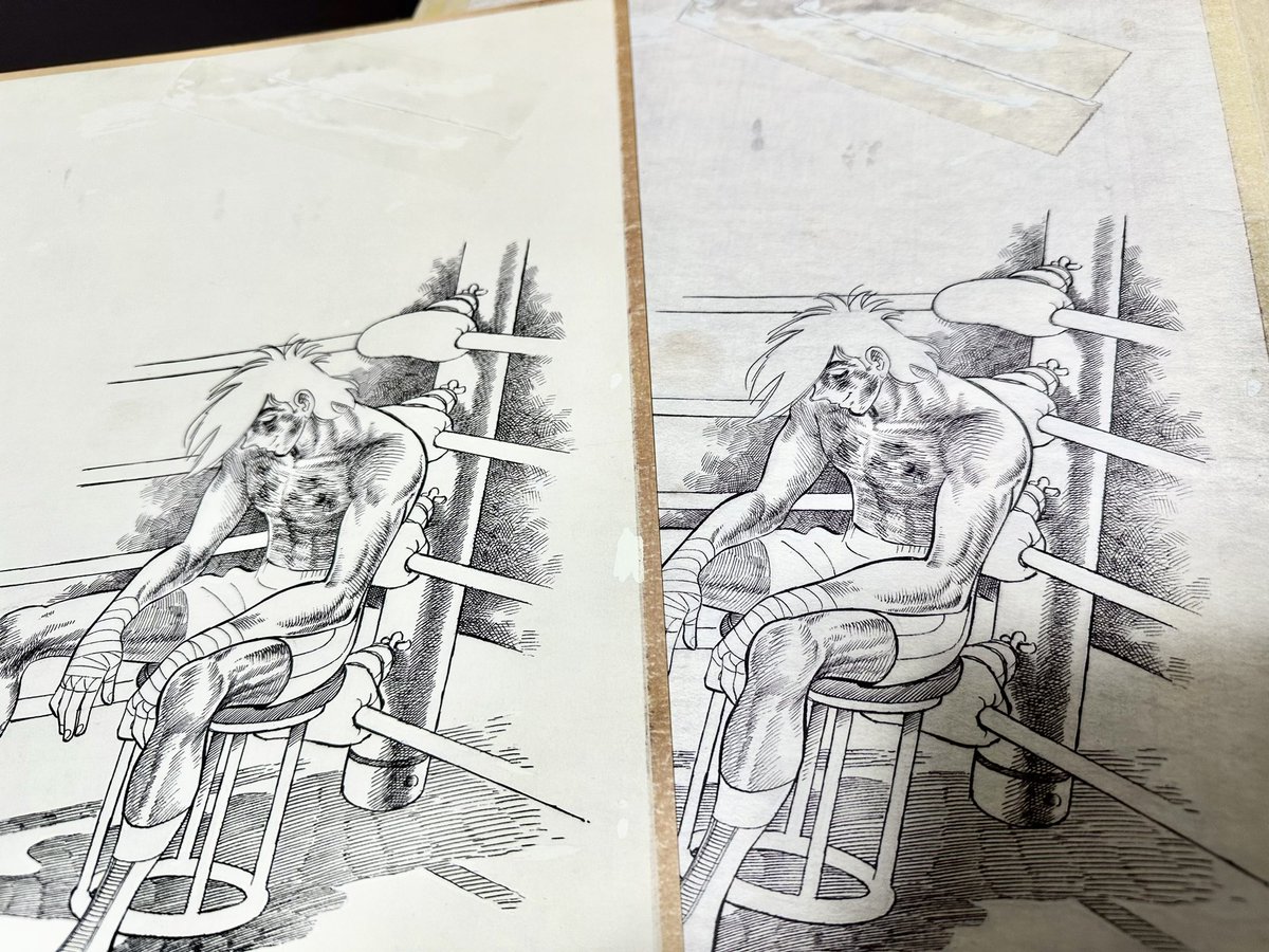 原寸サイズの『あしたのジョー』原稿緻密印刷物。左が100年保存原画集、右側が近年発行した復刊ドットコムの漫画原稿再生叢書。

写真だと分かりづらいですが、やはり近年出た物はより汚れやベタの色むらも拾ってます。 