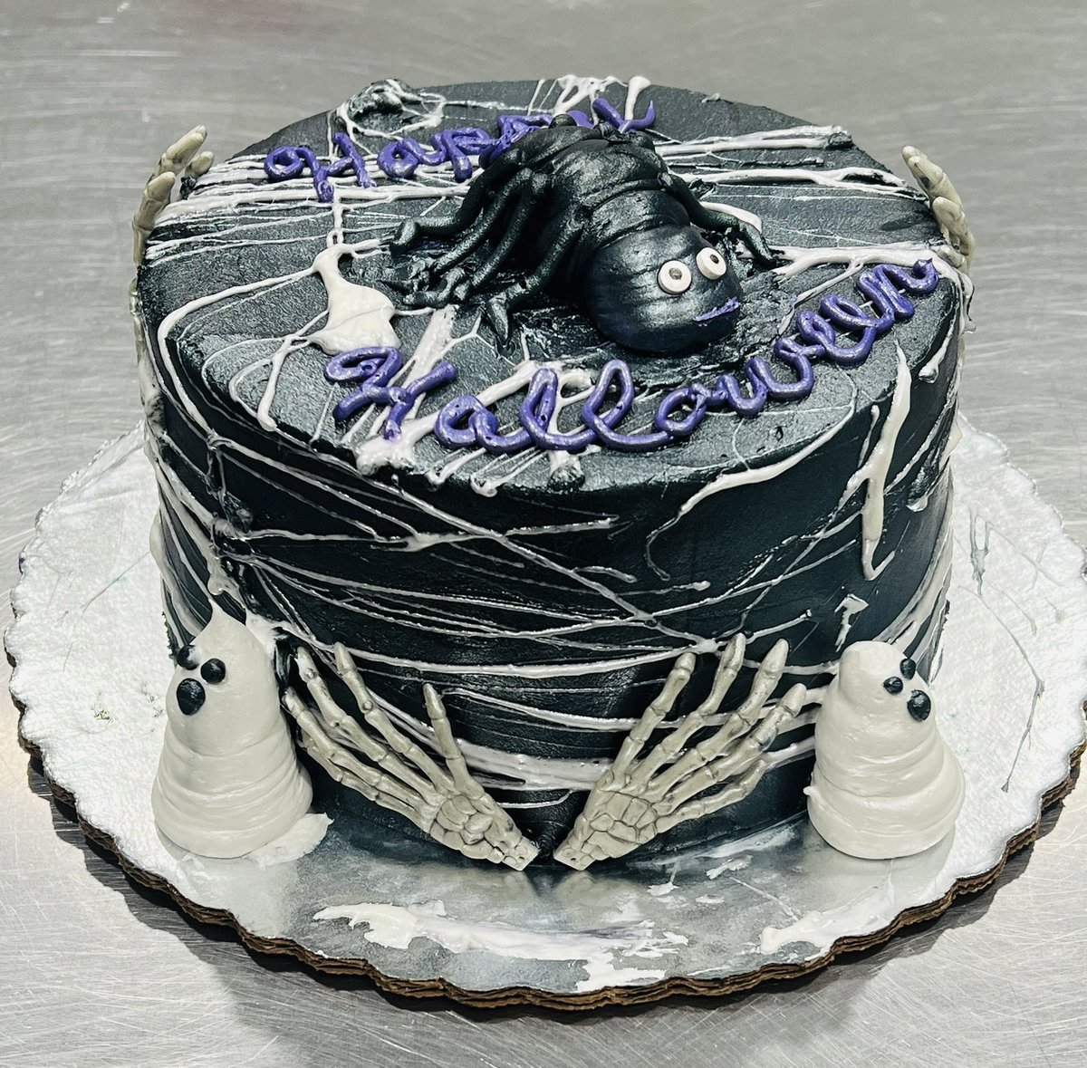 DynastyCakes77's tweet image. Thank you for your Halloween orders!🥰 #dynastycakesandsweets #halloweencookies #halloweencake