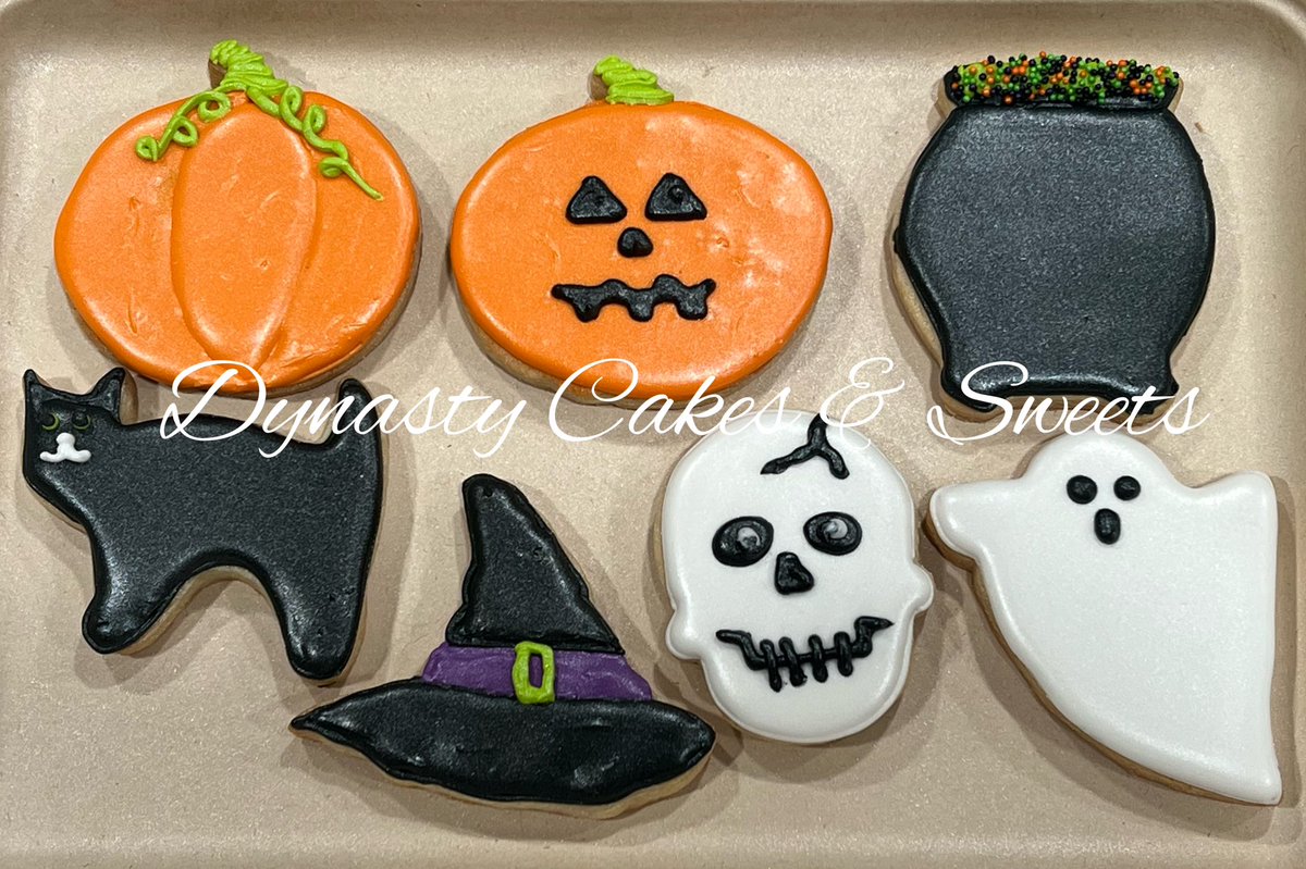 DynastyCakes77's tweet image. Thank you for your Halloween orders!🥰 #dynastycakesandsweets #halloweencookies #halloweencake