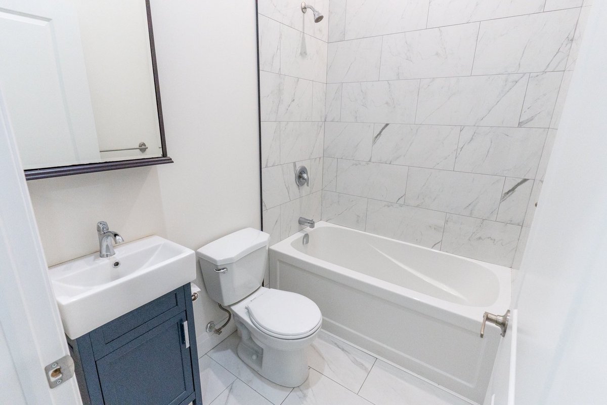 Name_That_Sells's tweet photo. #InvestmentOpportunity Terrace Hill Duplex with 2 main level front to back units totally renovated from top to bottom! Featuring 2-2 bedroom units, new kitchens, baths, flooring, paint, re-insulated, re-drywalled new reshingled roof, new electrical with 2-100amp services with separate hydro metres, appliances included, best part is you set your own rents and choose your own tenants. Great investment opportunity for tenants to pay off your mortgage to build equity and help with your retirement or to pay for your kids education! Asking 675,000! ☎️ George Lou Karmiris “The Name That Sells” Brantford’s #1 Realtor for 18 years for more info at 519 758-6910 cell or visit https://t.co/YhXKX7RkZs #Duplex #FronttoBackDuplex #TerraceHill #InvestmentOpportunity #MultiFamily