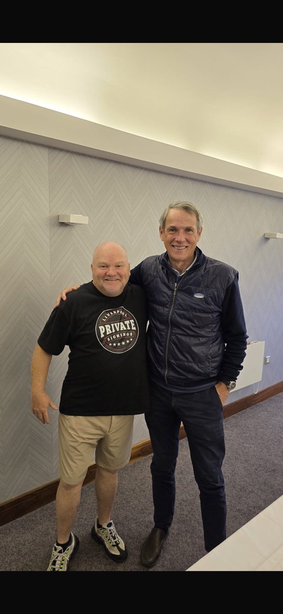 KennyHinds3's tweet photo. Glad to report Alan Hansen fit and in good health after doing a signing with him this morning https://t.co/OMHZKsDOwW