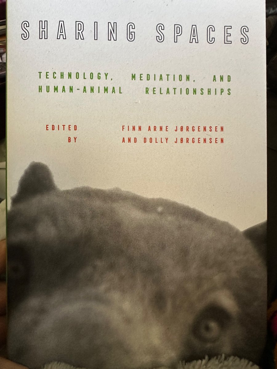 This has been a wild publication year. Two books and the first product of my new research path: a chapter on penguins!