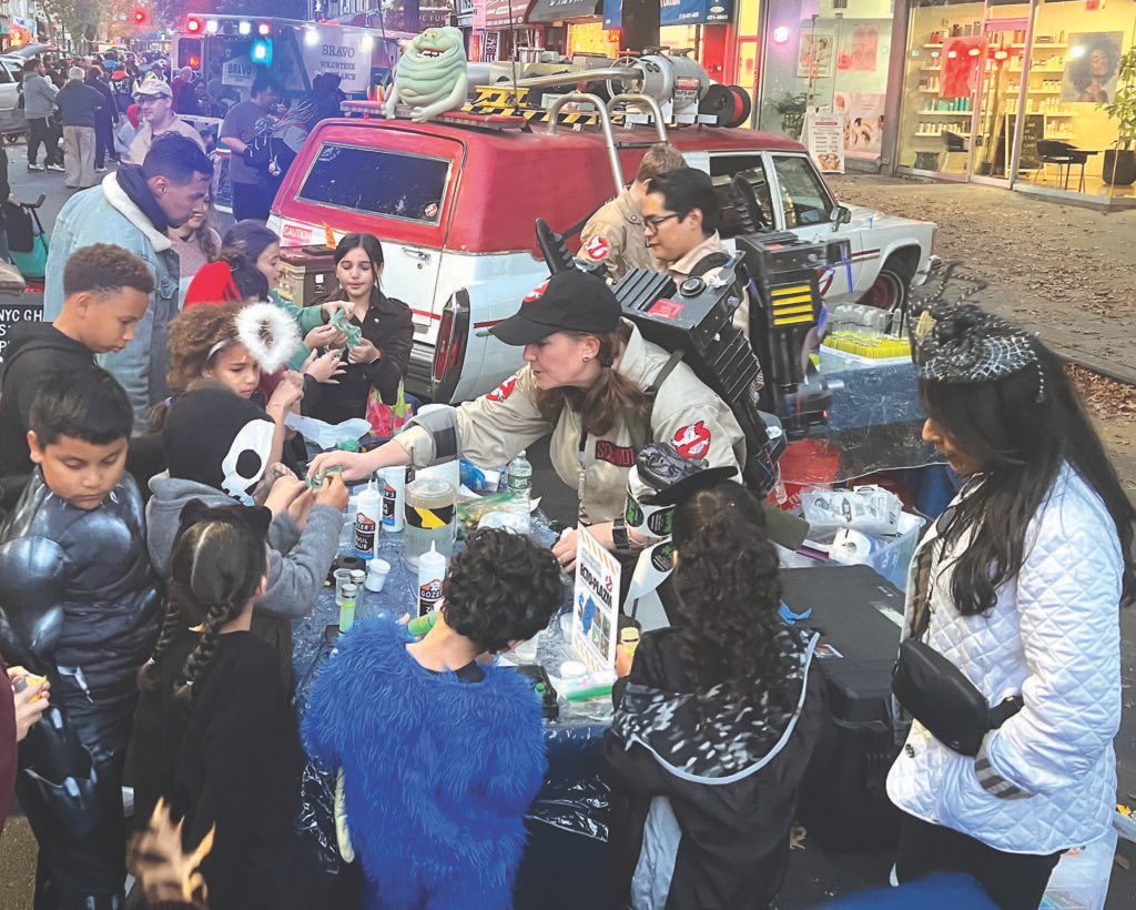 Huge crowds gathered “on the avenue” for the Bay Ridge Fifth Avenue BID’s #Halloween Fest! tinyurl.com/2cpyatnn