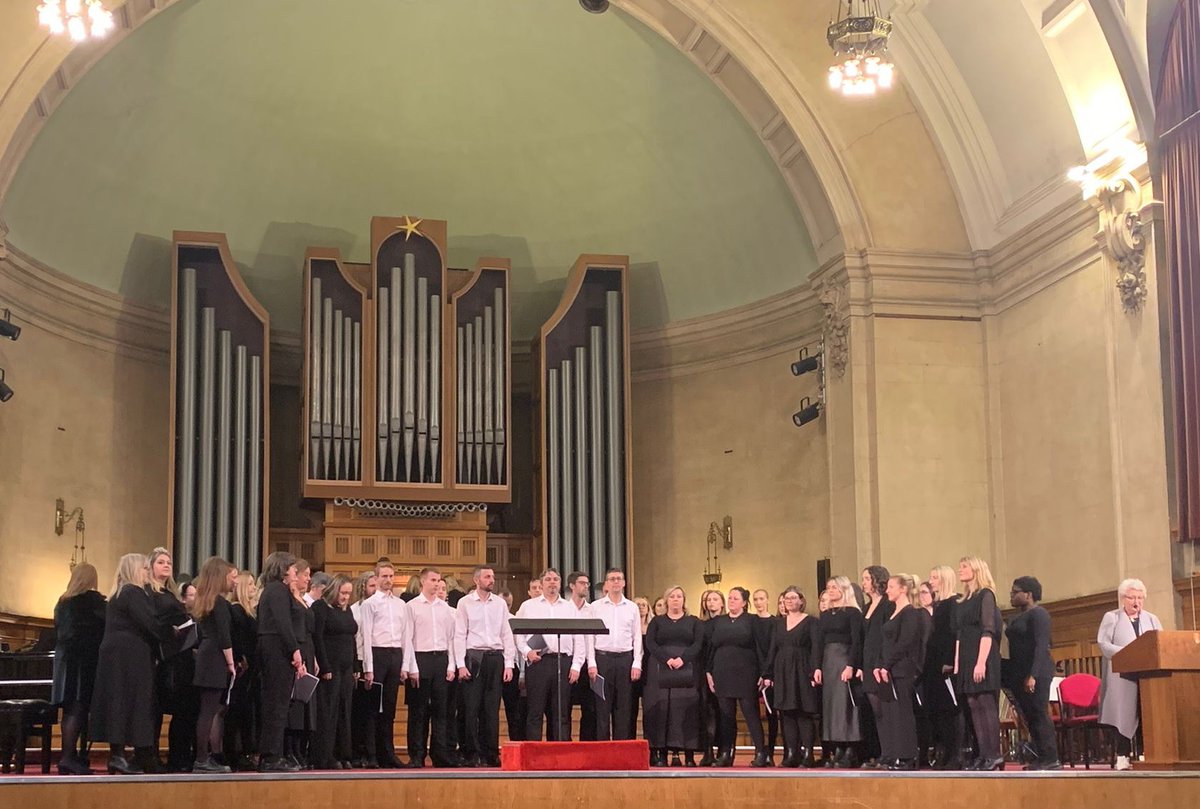 Côr Dre tweet media