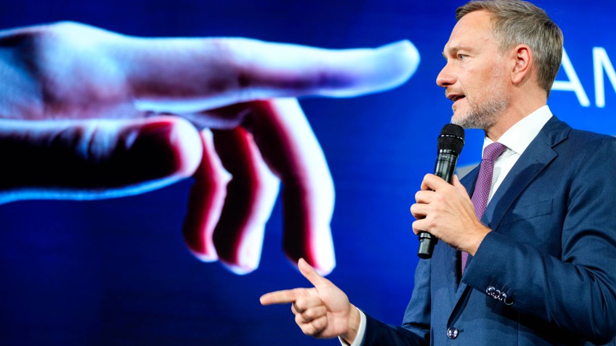 Die FDP will die Klimaziele abschwächen. Ihre Argumente lassen ökonomischen Sachverstand vermissen. So wird die Partei für Jüngere unwählbar. wiwo.de/politik/deutsc…