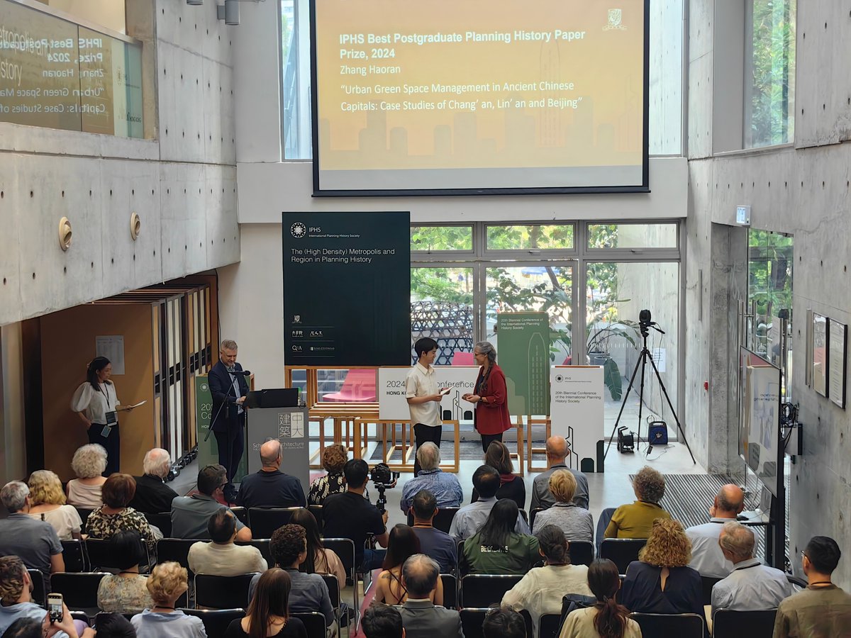 Tsinghua_Uni's tweet photo. Shoutout to #NextGen Zhang Haoran from the School of Architecture, the first Chinese scholar to win the Best Postgraduate Paper at the #IPHS Conference! His research offers fresh insights into urban ecological space #management in ancient Chinese capitals across different eras. https://t.co/pqq8MsbSEf