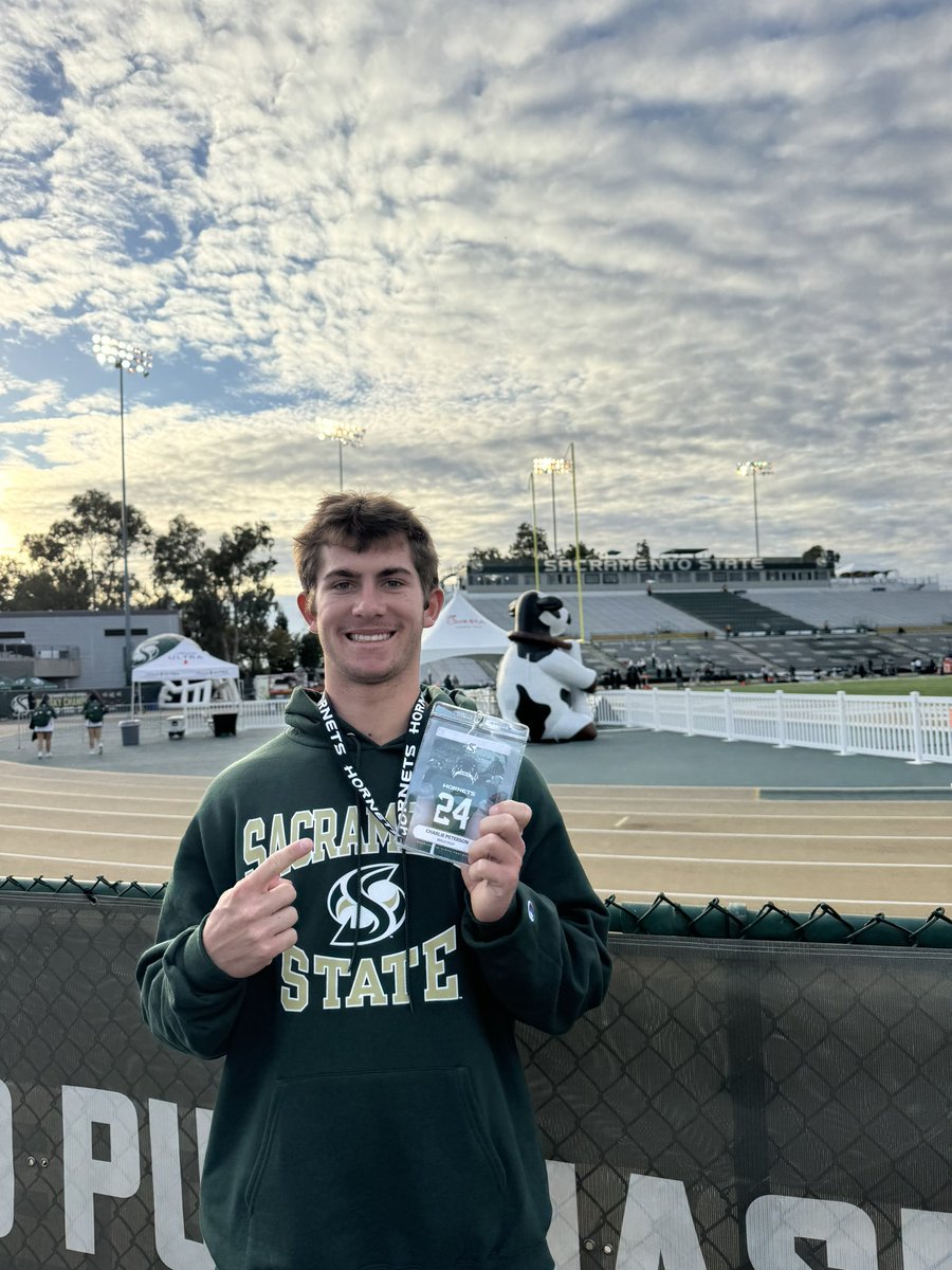 Charlie Peterson tweet media