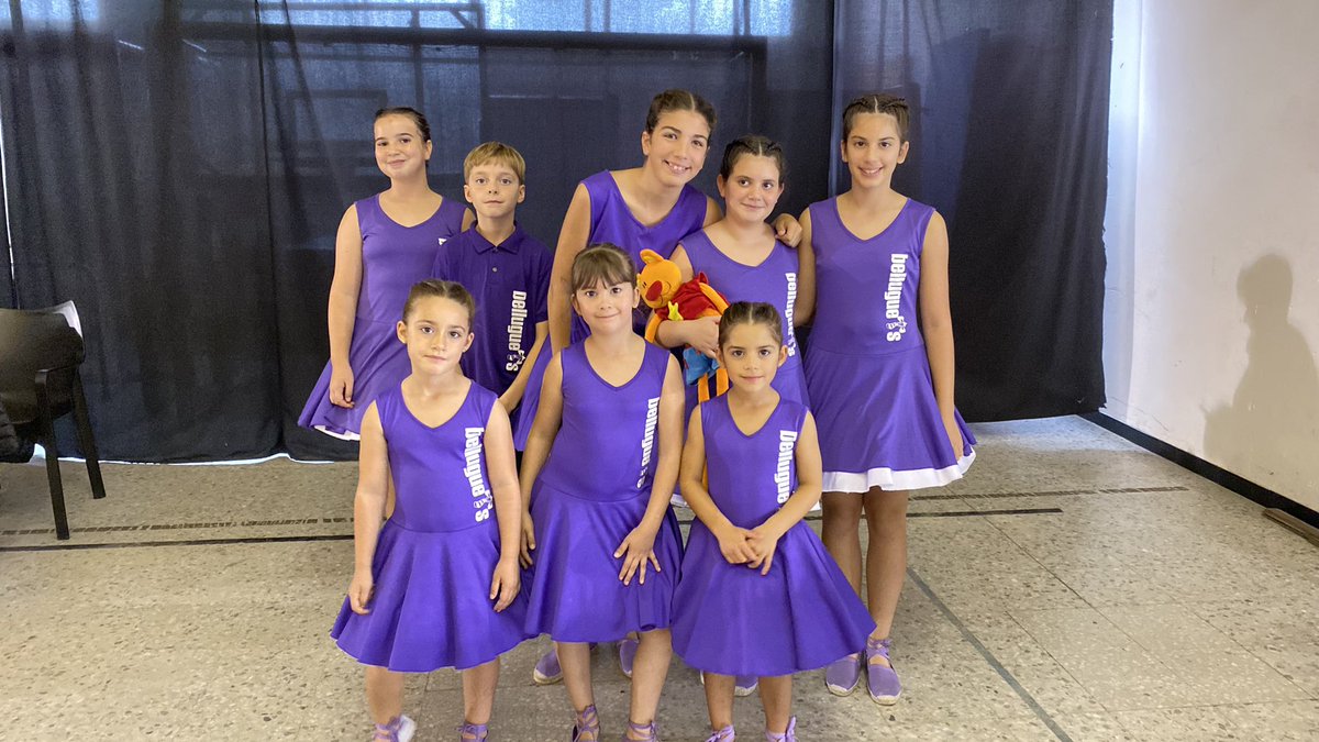 medidansa's tweet photo. Final de temporada a Valls!

La colla Belluguets ha participat per primer cop al Campionat de Catalunya Aleví on ha obtingut la 4a posició! 🧡

La colla Mediterrània Jove ha tancat el seu tercer Campionat de Catalunya Juvenil amb una 3a posició! 💜

@ajfigueres @diaridefigueres https://t.co/JSwh1UHAEF