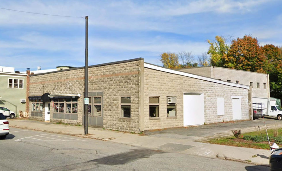 mcguirekitchen's tweet photo. What a whirlwind week! 🎉 Celebrating our showroom’s 6th Anniversary AND sharing big news: In Spring 2025, we’re moving to a new location—486 Main St, Wakefield! Big plans for a stunning showroom + beautifying downtown. 🥂 Huge congrats to our fearless leader, Rob McGuire! https://t.co/THErr1qZO5
