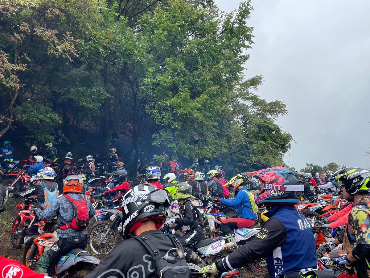fuelhistoric's tweet photo. 今回はタマイチならず😢の日野ミディアム　仲間内バトルも楽しかったんでオケ〜😆 https://t.co/nCEK9A9d1k
