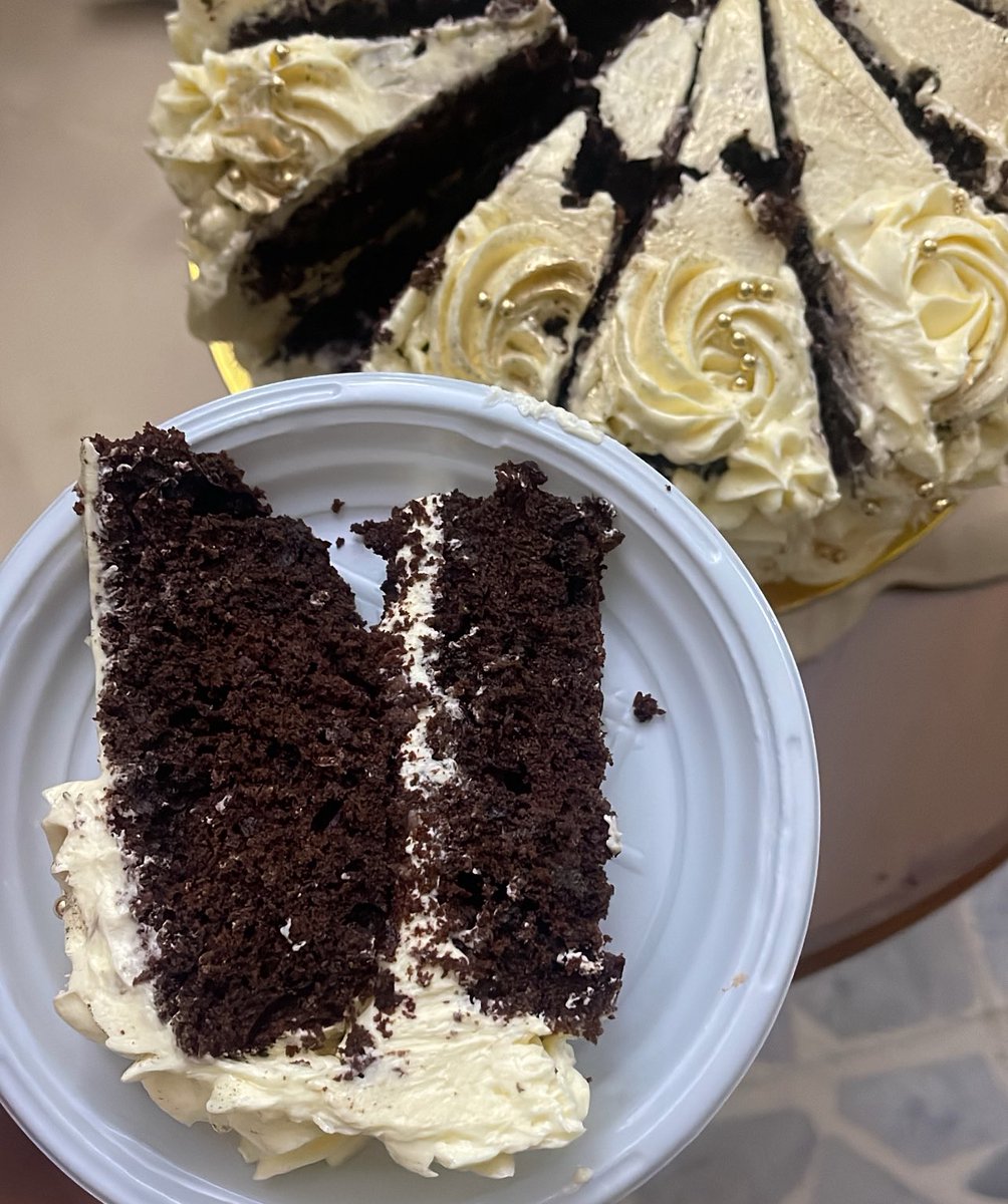 itsritaaas's tweet photo. Can’t get over the cakeeeeeee 🤤

BAKINGSBYRITA ON IG🫶 https://t.co/4xlyiGokeL