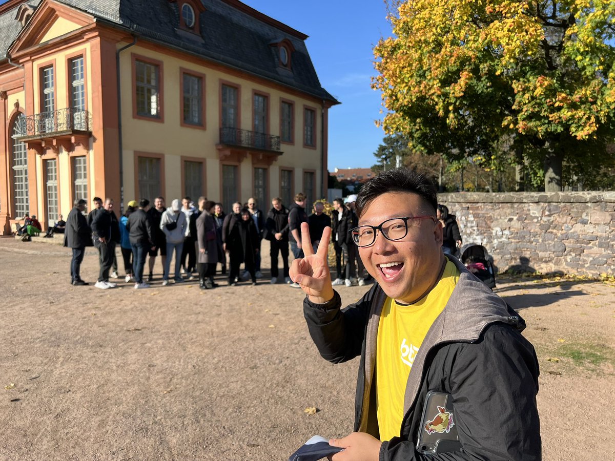 JulchenFaychen tweet media