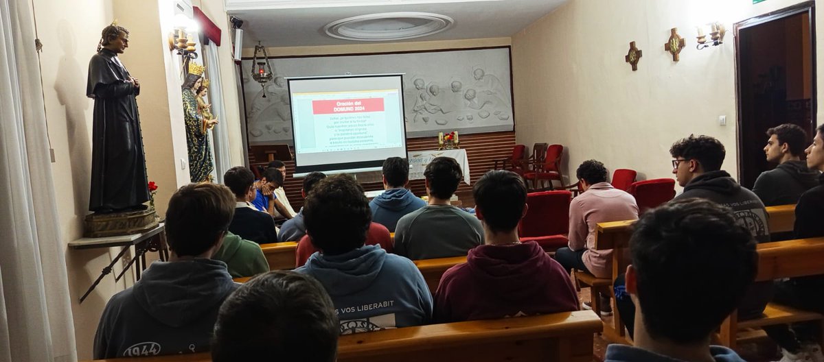 mayordonbosco's tweet photo. Esta semana teníamos la primera oración colegial de este #curso202425 con la recogida de alimentos y de solidaridad destinados a las Hermanas de la Cruz y su obra social en favor de los más necesitados.
#HermanasdelaCruz🙌🙌🙌 https://t.co/R0GqGYWCcf