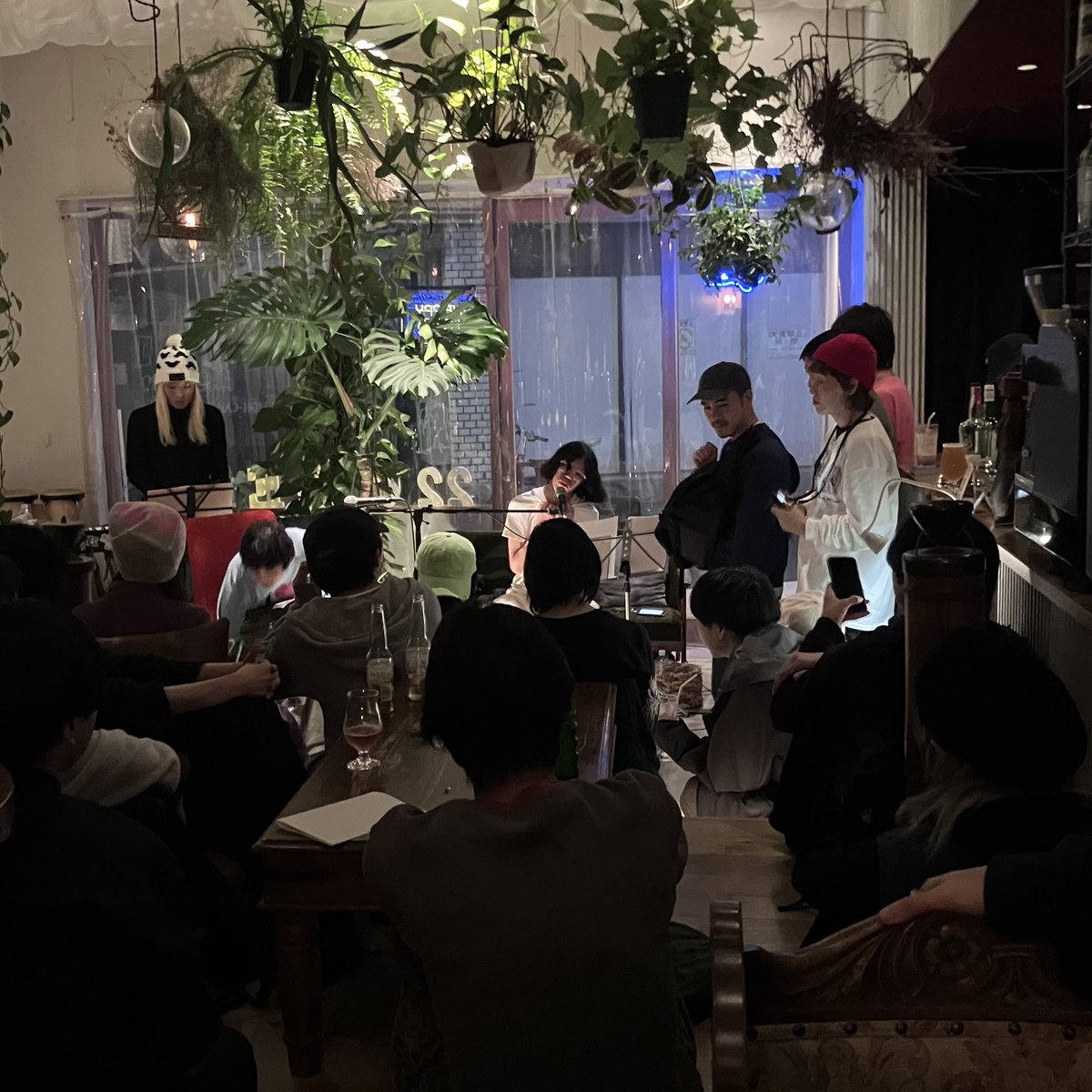 「馬」のライブで大大大感動...会場全員が驚くくらいの「ポップス」としての良い曲。受け止めました。そしてIseさんがユンサン(それも2.5集！)をかけてくれてぶち上がりました