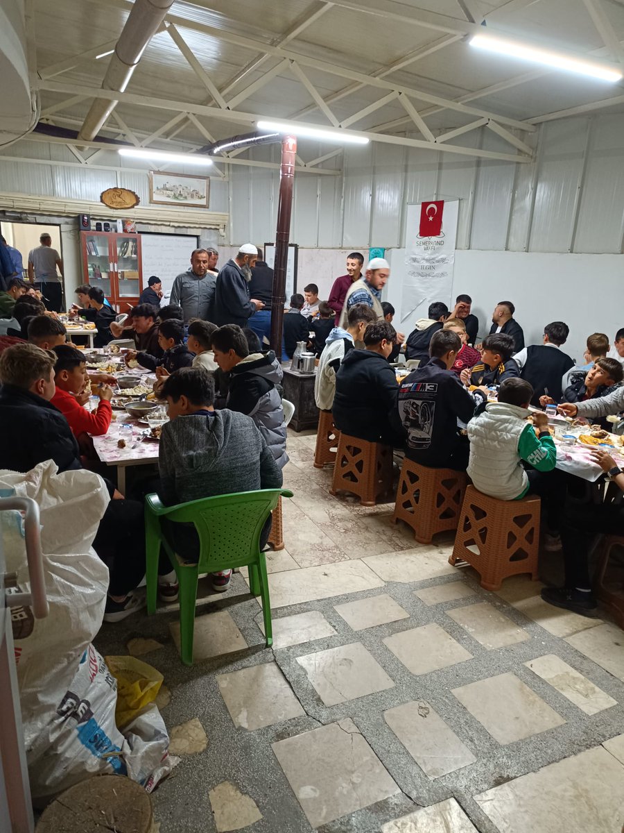 Dünde Semerkand bugünde Semerkand yarında Semerkand gençlik buluşması maşallah GAVSI NİZAM HZ.