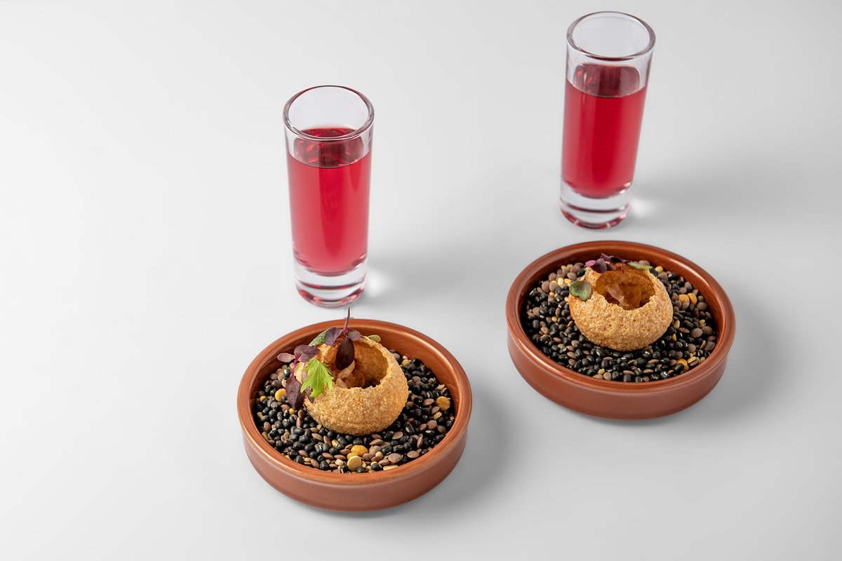 SindhuMarlow's tweet image. See out 2024 in signature style on New Year’s Eve! On 31st Dec, we’ll be serving a tasting menu for £110 per person, which includes Champagne and canapés, as well as pescatarian, vegetarian, and vegan options.

#indianrestaurant #indianfoodlovers #newyearsparty #specialoccasions